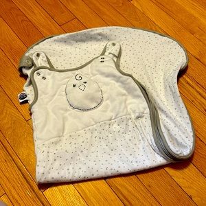 Nested Bean sleep sac